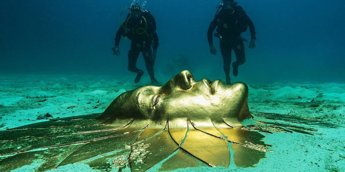 15 самых загадочных и странных подводных находок