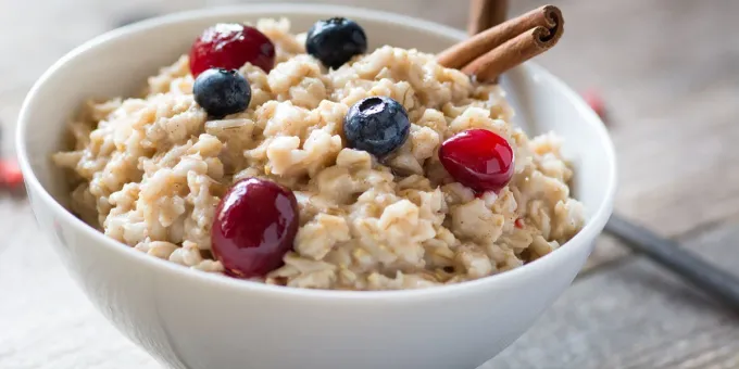 Почему кашу по утрам есть вредно