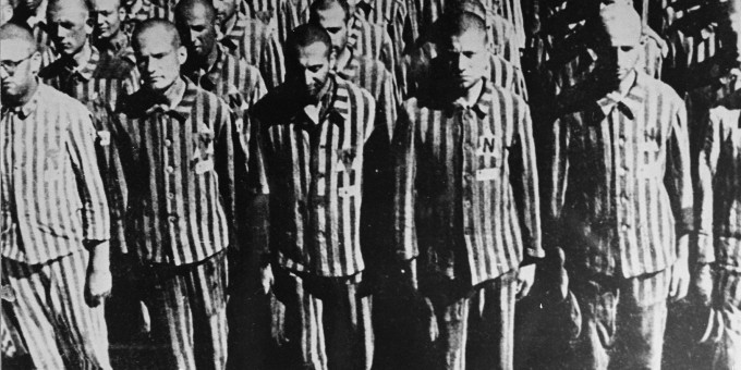 Кружка из концлагеря Освенцима: что скрывалось внутри неё