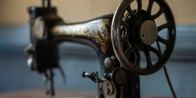 Старые швейные машинки имеют огромную ценность