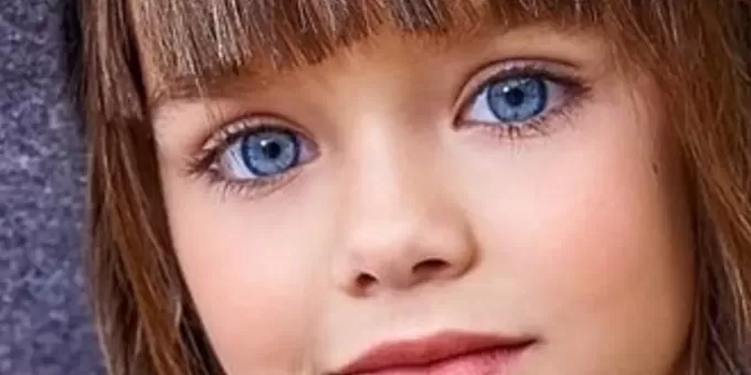 Все знают самую красивую девочку Настю Князеву, но мало кто видел ее брата