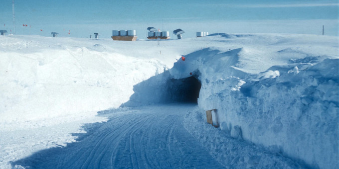 Зачем США прорубили секретную военную базу подо льдом Гренландии