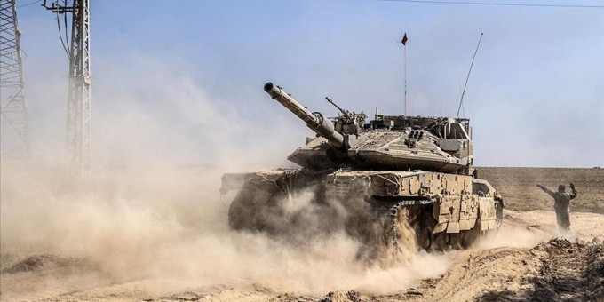 Израиль начал войну сразу против двух стран