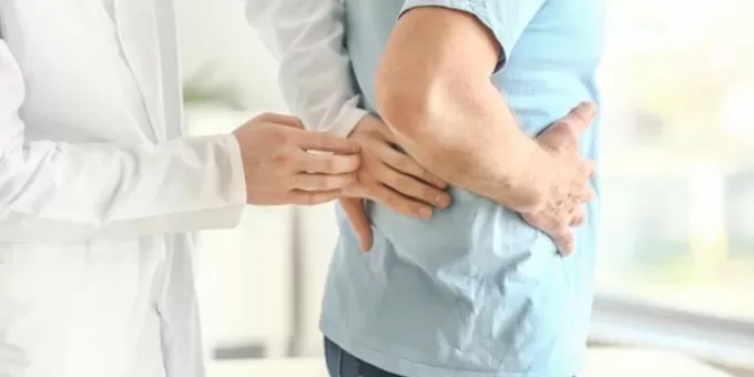 Врач назвал неочевидные признаки, что почки в опасности