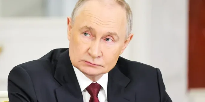 На что Путин ответил Аксенову фразой «пора бы прекратить»