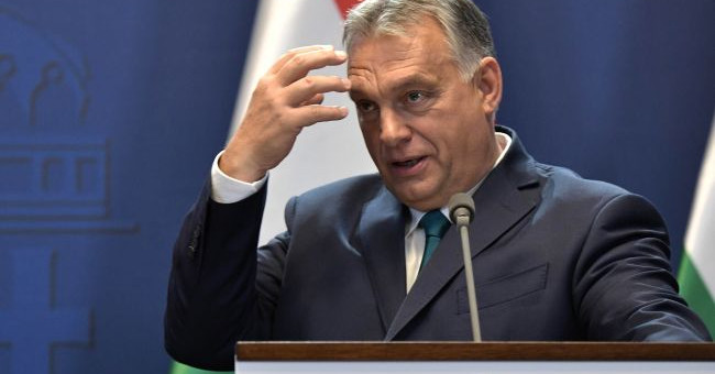 Орбан покинул саммит в ЕС, одержав победу