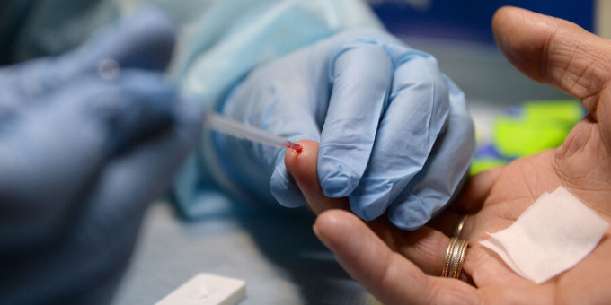 Норма изменилась: каким должен быть сахар в крови у пожилых людей