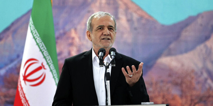 Президент Ирана на русском языке обратился к россиянам