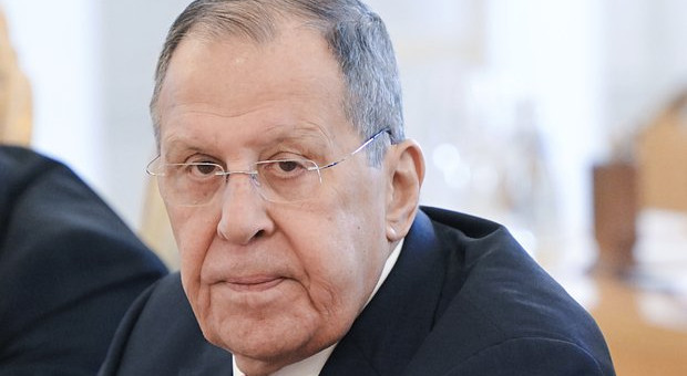 Лавров раскрыл, как Путин разговаривает с Макроном