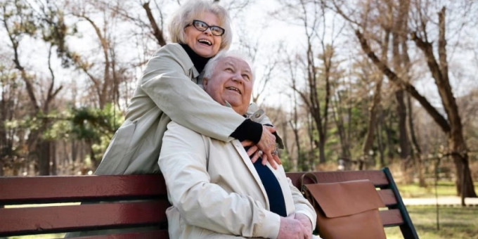 В апреле начислят не только пенсию: кто получит возврат денег