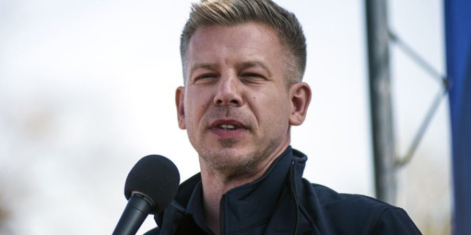 Преемник Орбана бросил вызов: куда он переносит резиденцию?