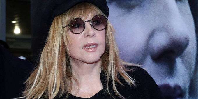 Сгорбленная Пугачёва шокировала поклонников своим состоянием на Кипре