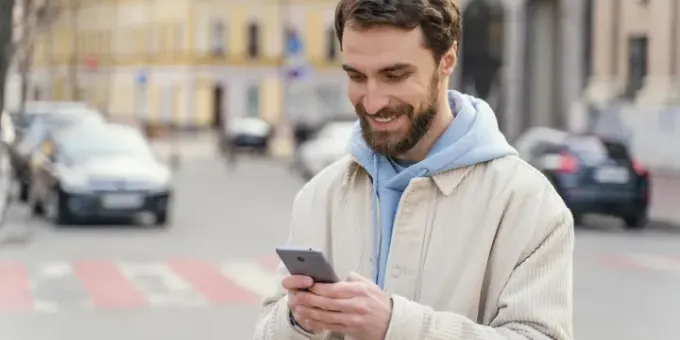 Американец в РФ попросил «позвонить»: ответ его поразил