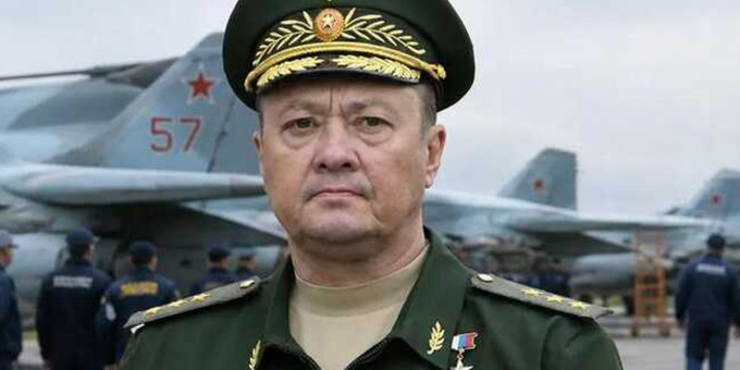 Путин сменил главкома ВКС: что стоит за решением президента