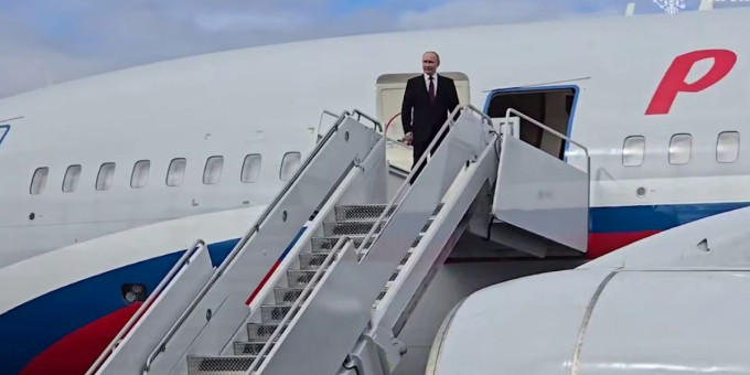 В Китае с восторгом встретили Путина на «летающем Кремле»