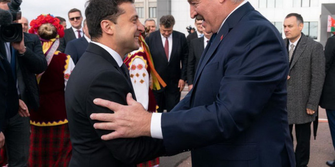Чем ответил Зеленский на предложение Лукашенко о встрече
