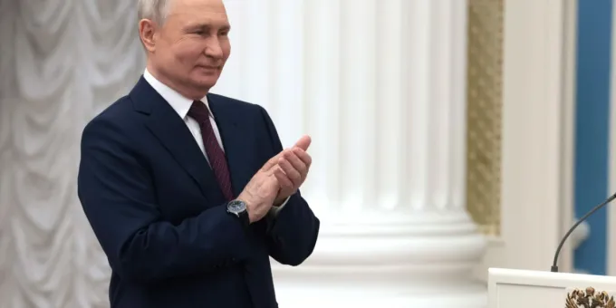 Поведение Путина на саммите АСЕАН вызвало резонанс в СМИ