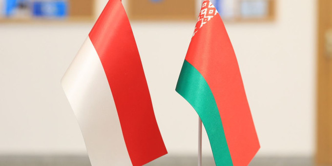 Белоруссия окончательно спелась с Индонезией — что задумали?