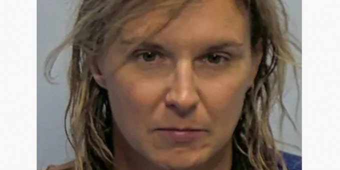 Женщина расправилась с отцом и вырезала его сердце