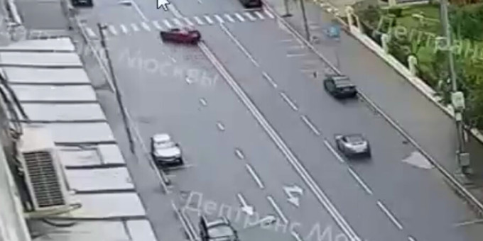 Последние секунды перед жестким ДТП с Ferrari Superfast попали на видео