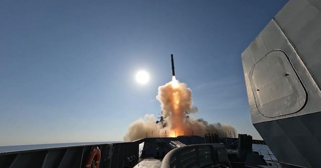 Сигнал противникам: удар прямо с подлодки РФ — и не по Украине