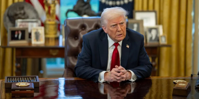 Axios: Трамп потребовал от Зеленского прекратить атаки на российские НПЗ