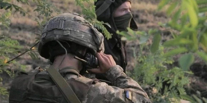 Украинский комбриг прямо во время боев уехал на фуршет к Зеленскому: солдат оставили умирать
