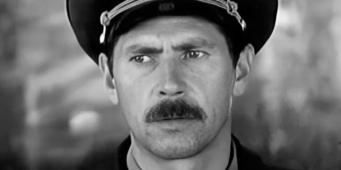 Прощание с актером Василием Поповым пройдет в храме в Новомосковске