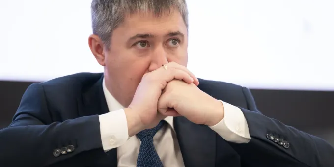 Махонин держит на личном контроле ситуацию в пермском городе, где случился апокалипсис