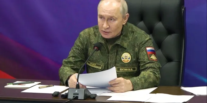 Главные заявления Путина на совещании с военным командованием